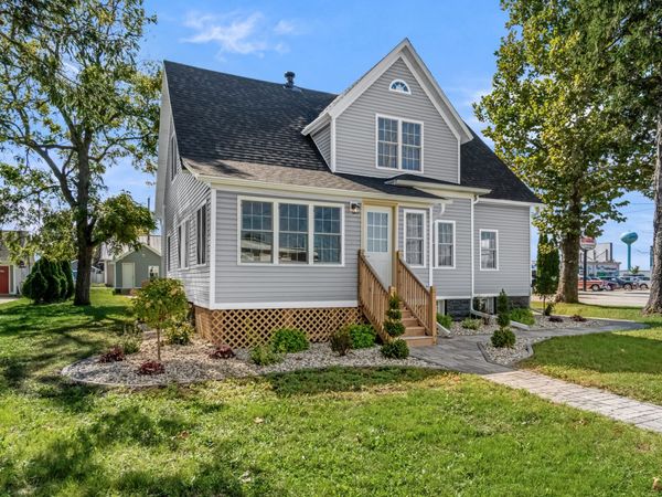 421 W Mazon Avenue , Dwight, IL 60420
