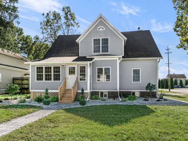 421 W Mazon Avenue , Dwight, IL 60420