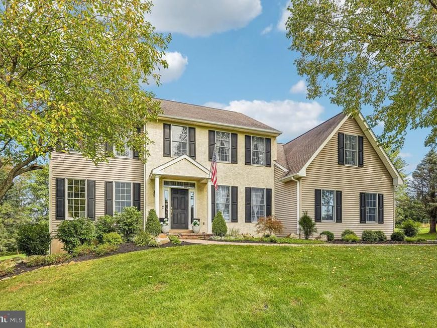 212 Aranglen Way, Downingtown, PA 19335 Main Photo