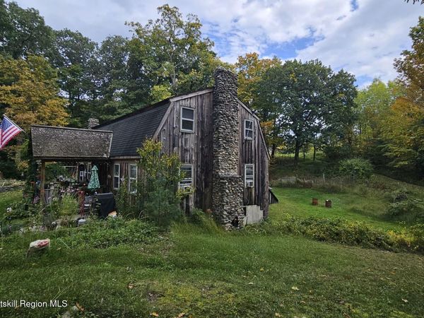 11 Dunbar Road, Claverack, NY 12513