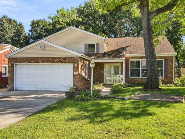 312 Earl Avenue , Joliet, IL 60436