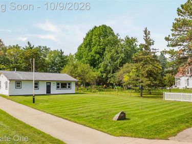3772 Joslyn Road, Orion Township, Mi 48359