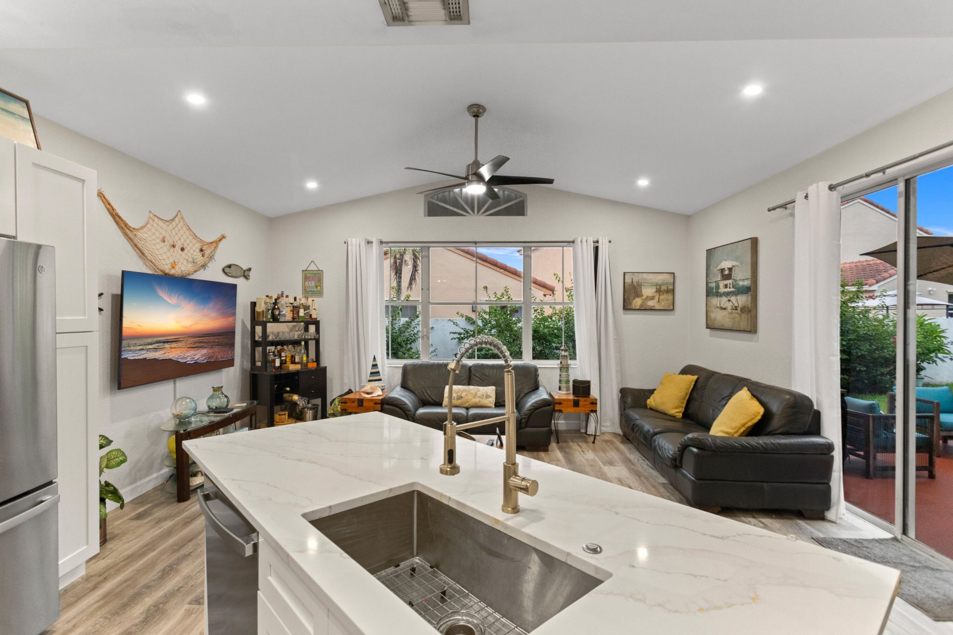 18413 NW 20th Street, Pembroke Pines, FL 33029 Photo