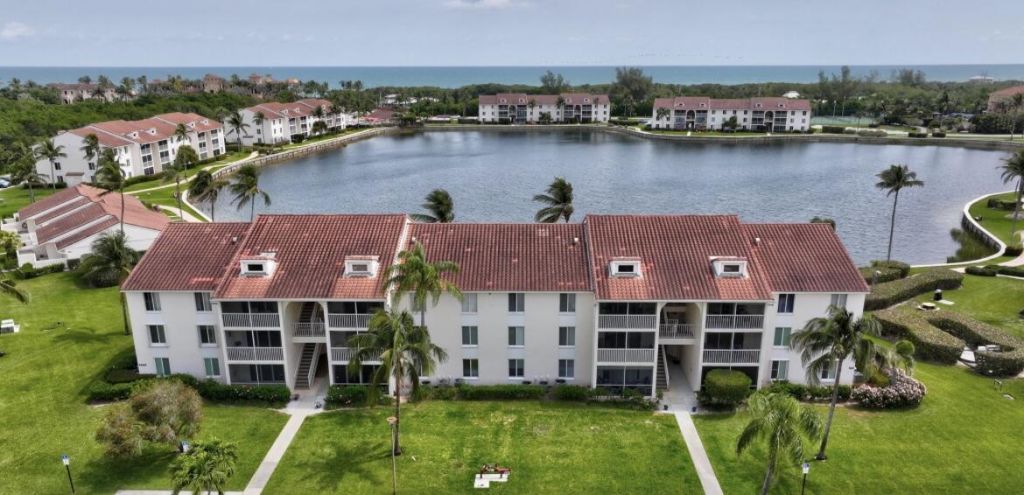4452 NE Ocean Boulevard, Unit C3, Jensen Beach, FL 34957 Photo