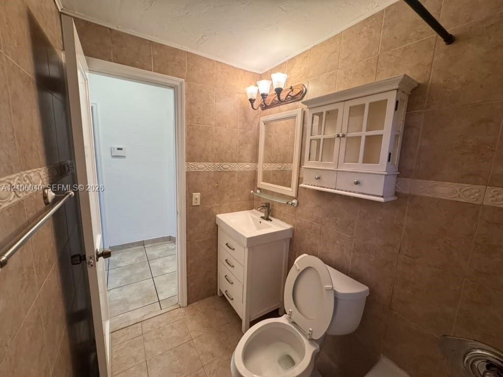 1071 NW 34th St , Unit 1, Miami, FL 33127 Photo