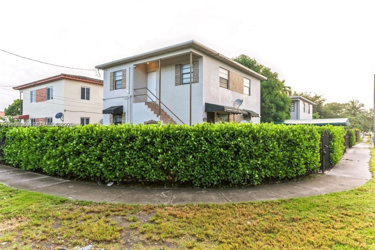 1071 NW 34th St , Unit 1, Miami, FL 33127 Photo