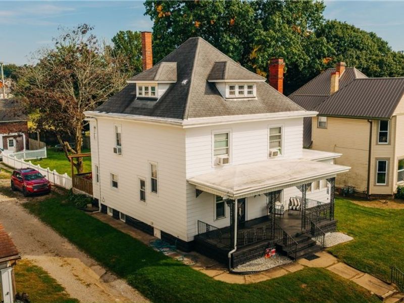424 S 4th Street, Coshocton, OH 43812 Photo 2