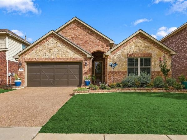 1629 Falconet Court , Carrollton, TX 75010