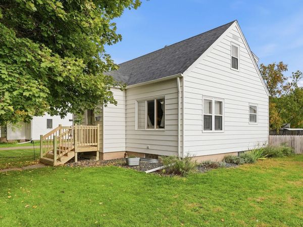 422 2nd Street SW, Clara City, MN 56222