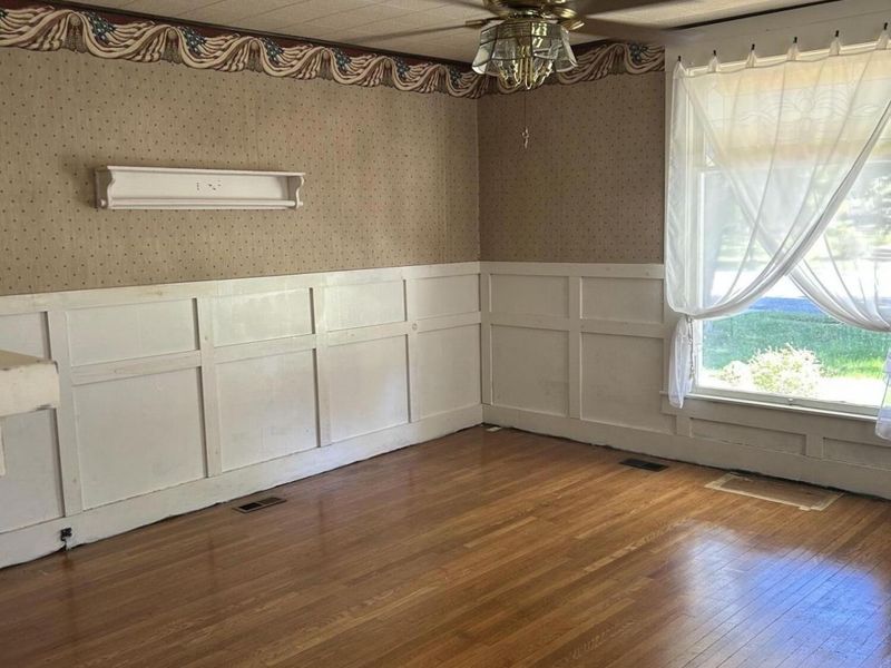 824 N Main Street, Urbana, OH 43078 Photo 5