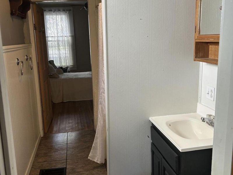 824 N Main Street, Urbana, OH 43078 Photo 8