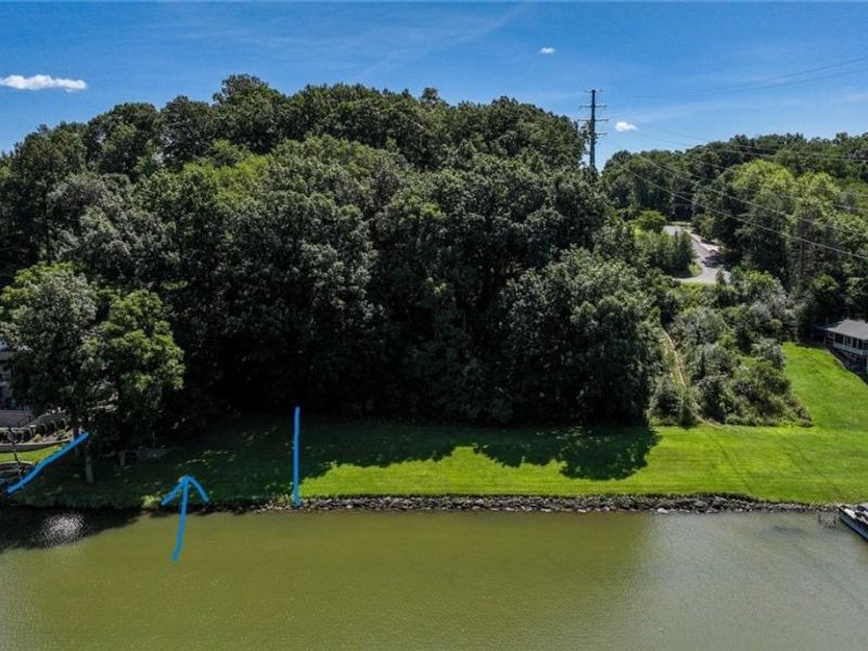 SL 820 E Mohawk Drive, Malvern, OH 44644 Photo 6