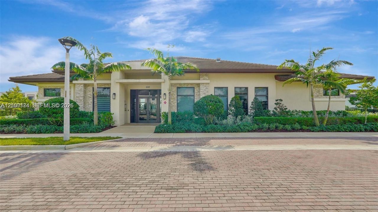 Please Call For Address, Miami, FL 33179 Photo
