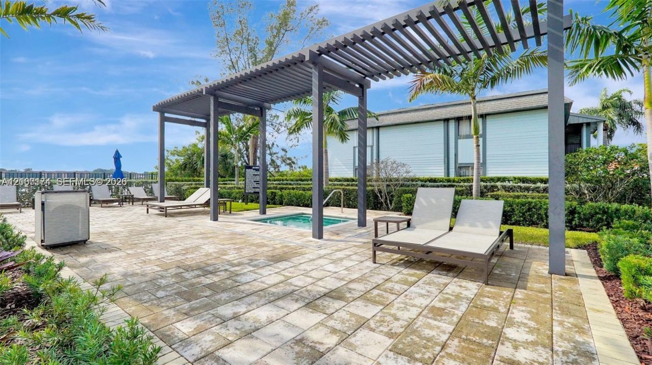 Please Call For Address, Miami, FL 33179 Photo