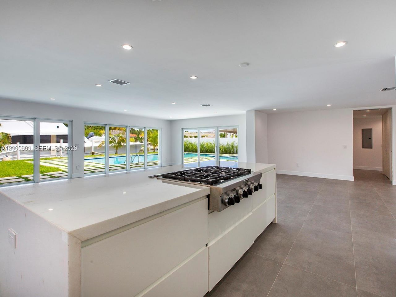 2025 Keystone Blvd, North Miami, FL 33181 Photo