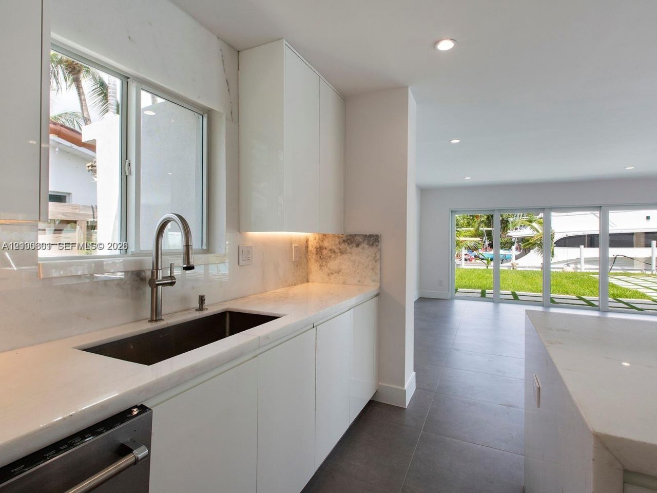 2025 Keystone Blvd, North Miami, FL 33181 Photo