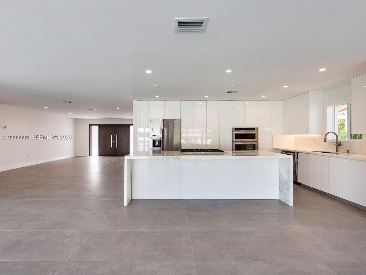 2025 Keystone Blvd, North Miami, FL 33181 Photo