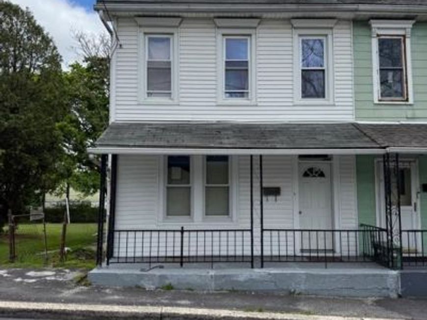 328 E Oak Street , Frackville, PA 17931 Main Photo