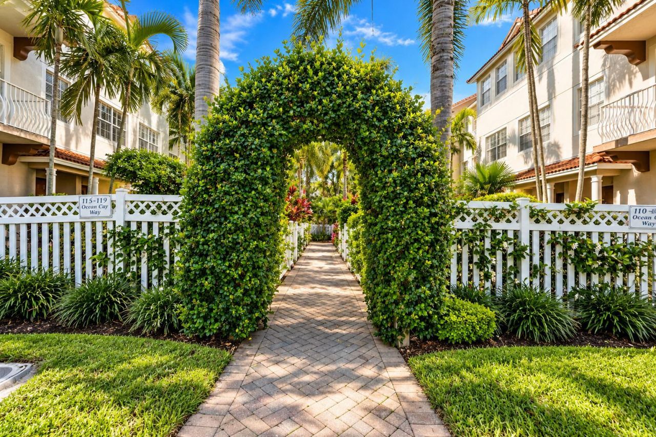 114 Ocean Cay Way, Hypoluxo, FL 33462 Photo