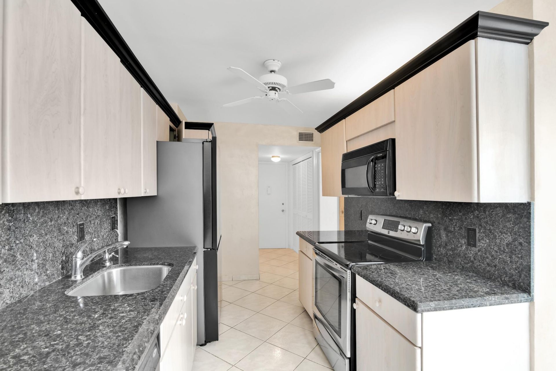 1180 S Ocean Boulevard, Unit 8 E, Boca Raton, FL 33432 Photo
