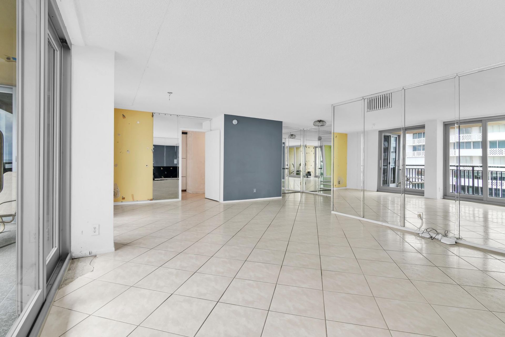 1180 S Ocean Boulevard, Unit 8 E, Boca Raton, FL 33432 Photo
