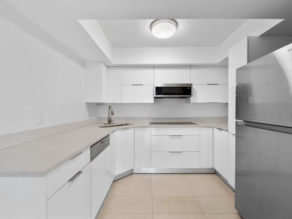 3770 VILLAGE Drive, Unit B, Delray Beach, FL 33445
