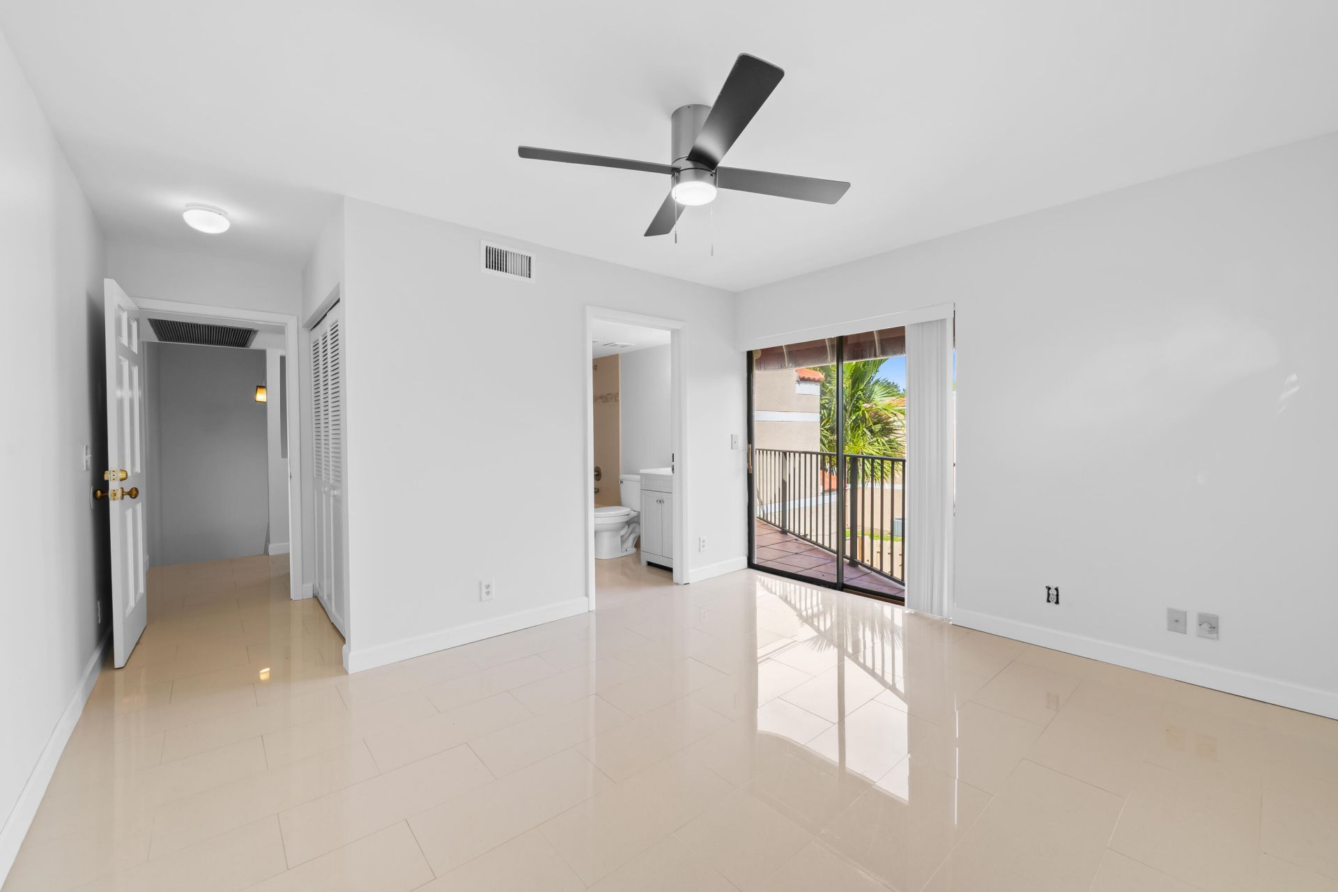 3770 Village Drive, Unit B, Delray Beach, FL 33445 Photo