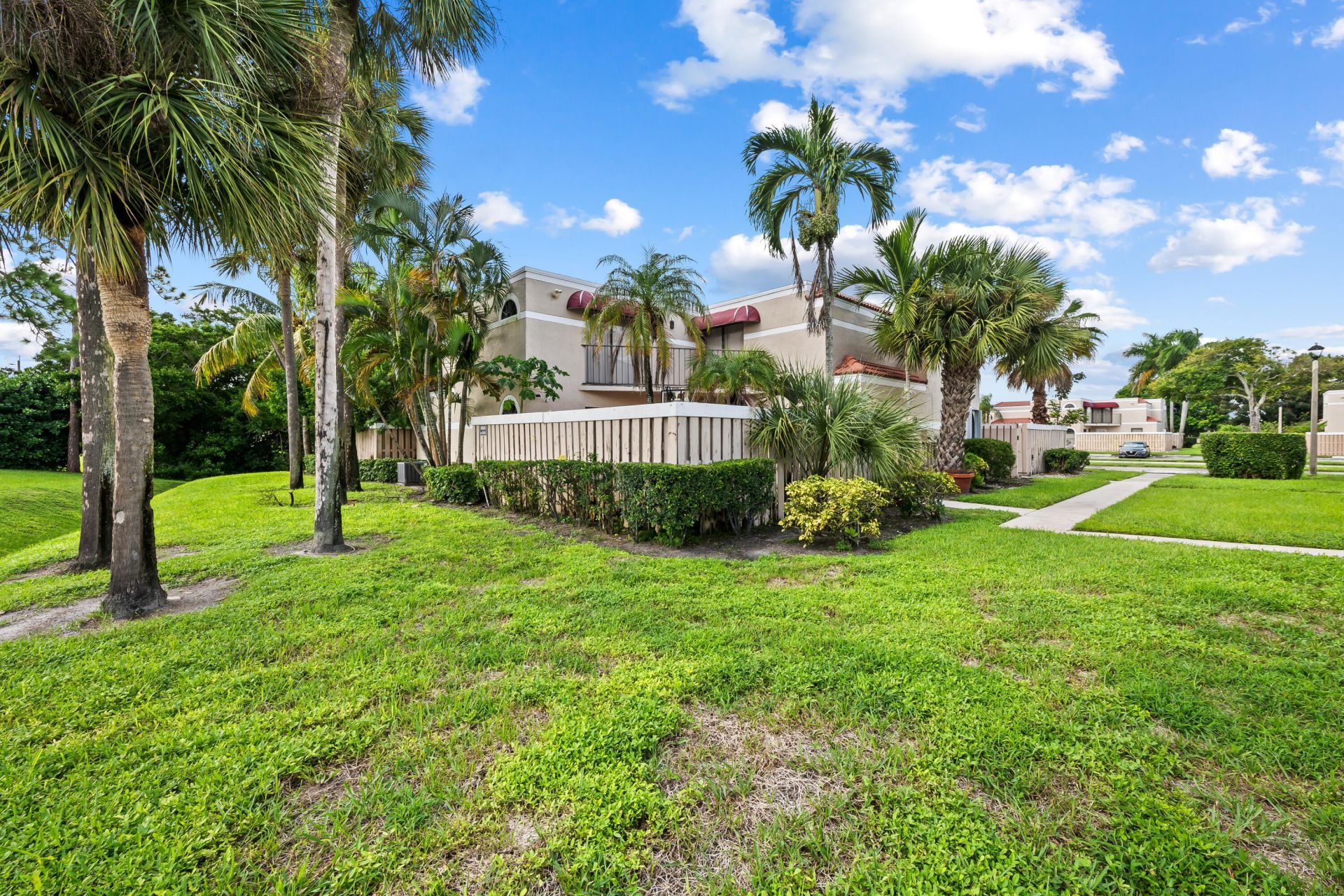 3770 Village Drive, Unit B, Delray Beach, FL 33445 Photo