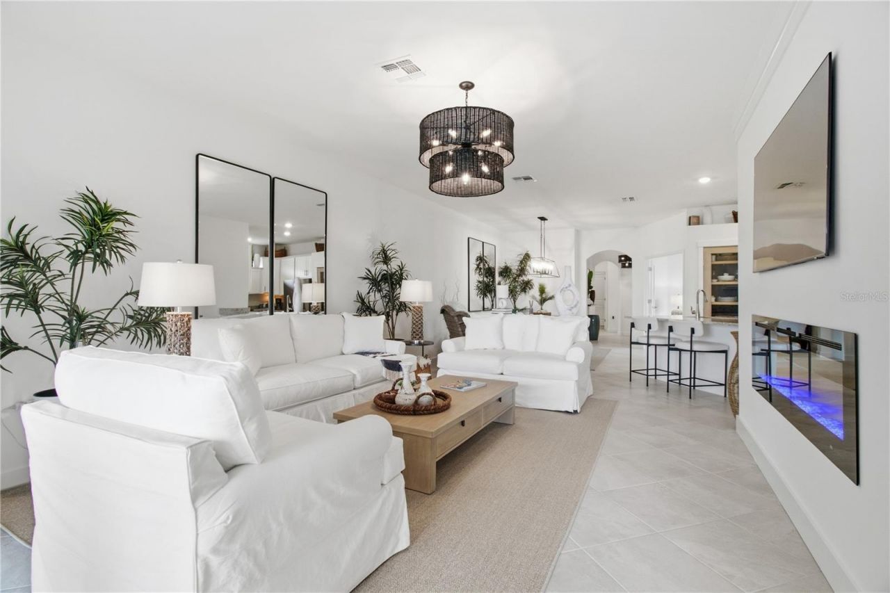 15606 Sunny Day Drive, Bradenton, FL 34211 Photo