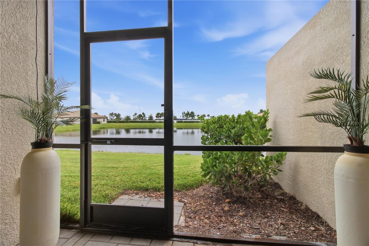 15606 Sunny Day Drive, Bradenton, FL 34211 Photo