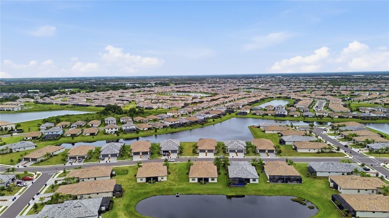 15606 Sunny Day Drive, Bradenton, FL 34211 Photo