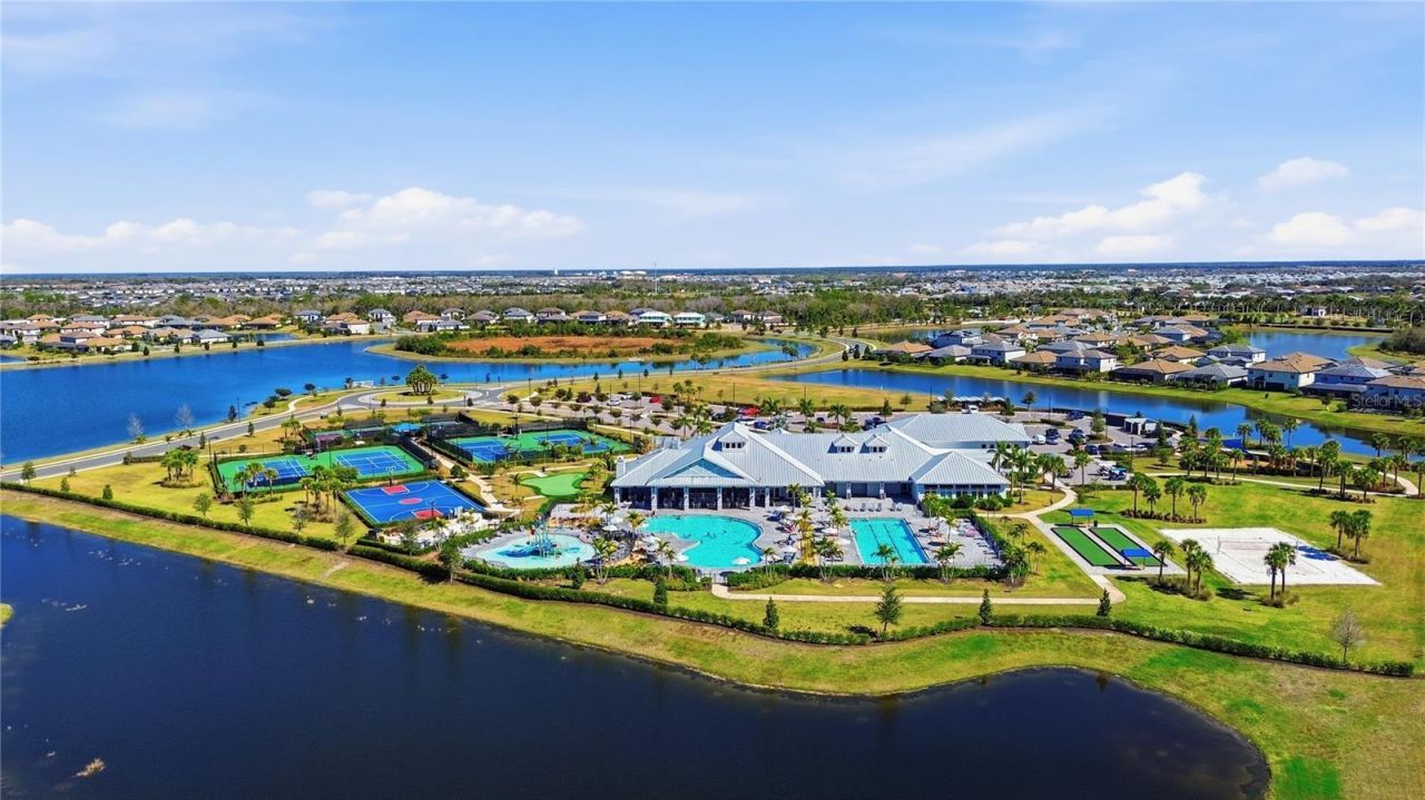 15606 Sunny Day Drive, Bradenton, FL 34211 Photo