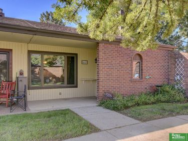 5419 Lancaster Drive, Lincoln, NE 68521