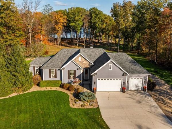 2235 S Mahoning Road, Lake Milton, OH 44429