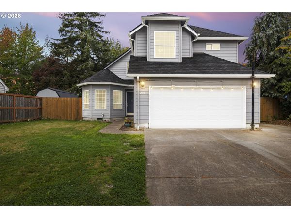 270 MARTIN S WAY, Monmouth, OR 97361
