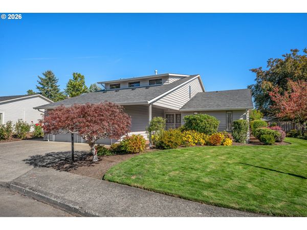 10105 SW HIGHLAND DR, Tigard, OR 97224