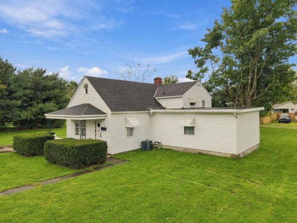 449 New Haven Avenue , Newark, OH 43055