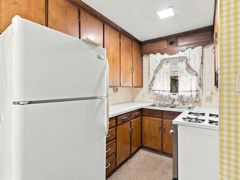 449 New Haven Avenue , Newark, OH 43055 Photo 9