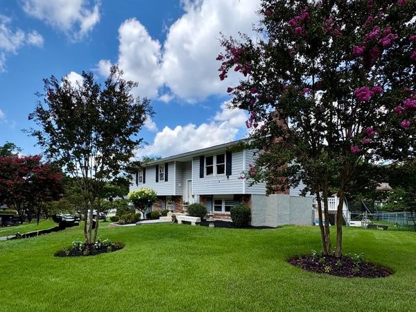 5 BRUCETOWN COURT , CATONSVILLE, MD 21228