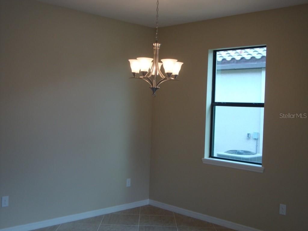 3609 81st Place E, Sarasota, FL 34243 Photo