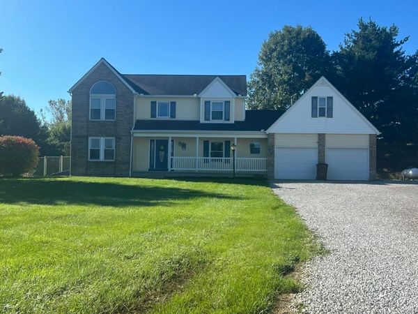8297 Blacks Road SW, Pataskala, OH 43062