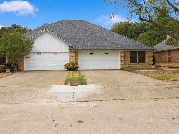 317 Moore Creek Road, Hurst, TX 76053