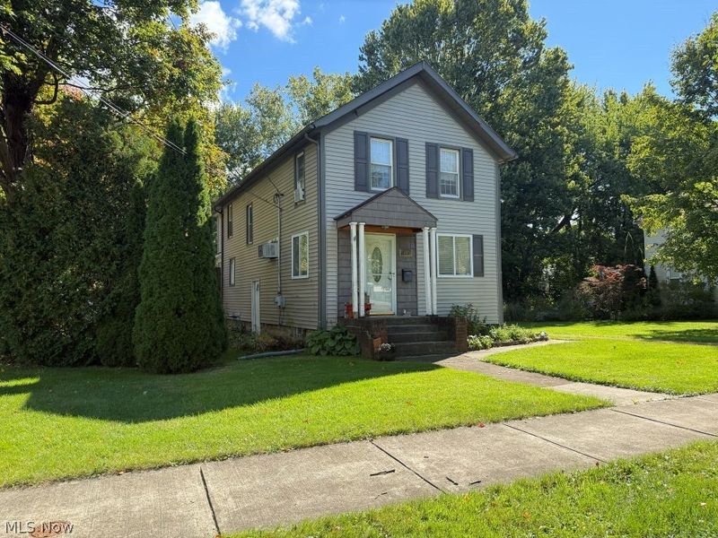 449 N Broadway, Geneva, OH 44041 Photo 1
