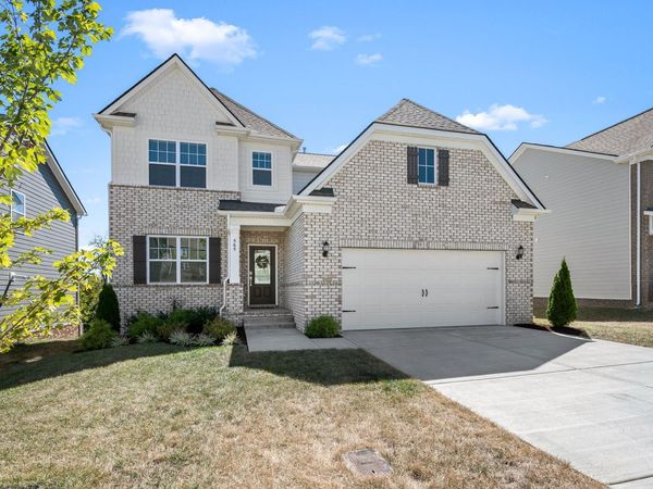 565 Lyness Dr , Smyrna, TN 37167