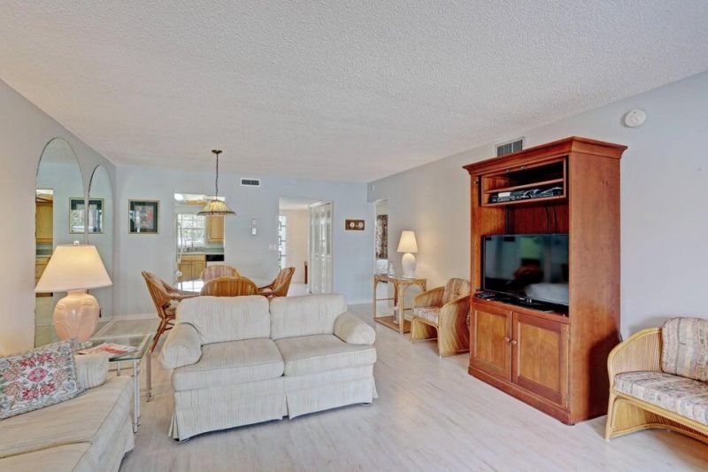 1160 Sugar Sands Boulevard, Unit 401, Singer Island, FL 33404 Photo