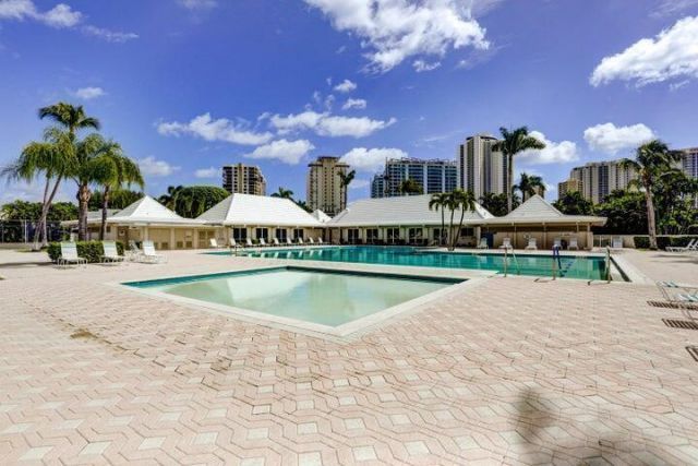 1160 Sugar Sands Boulevard, Unit 401, Singer Island, FL 33404 Photo