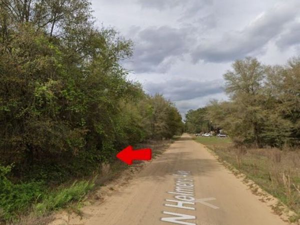 01 N Helmers Avenue, Interlachen, FL 32148