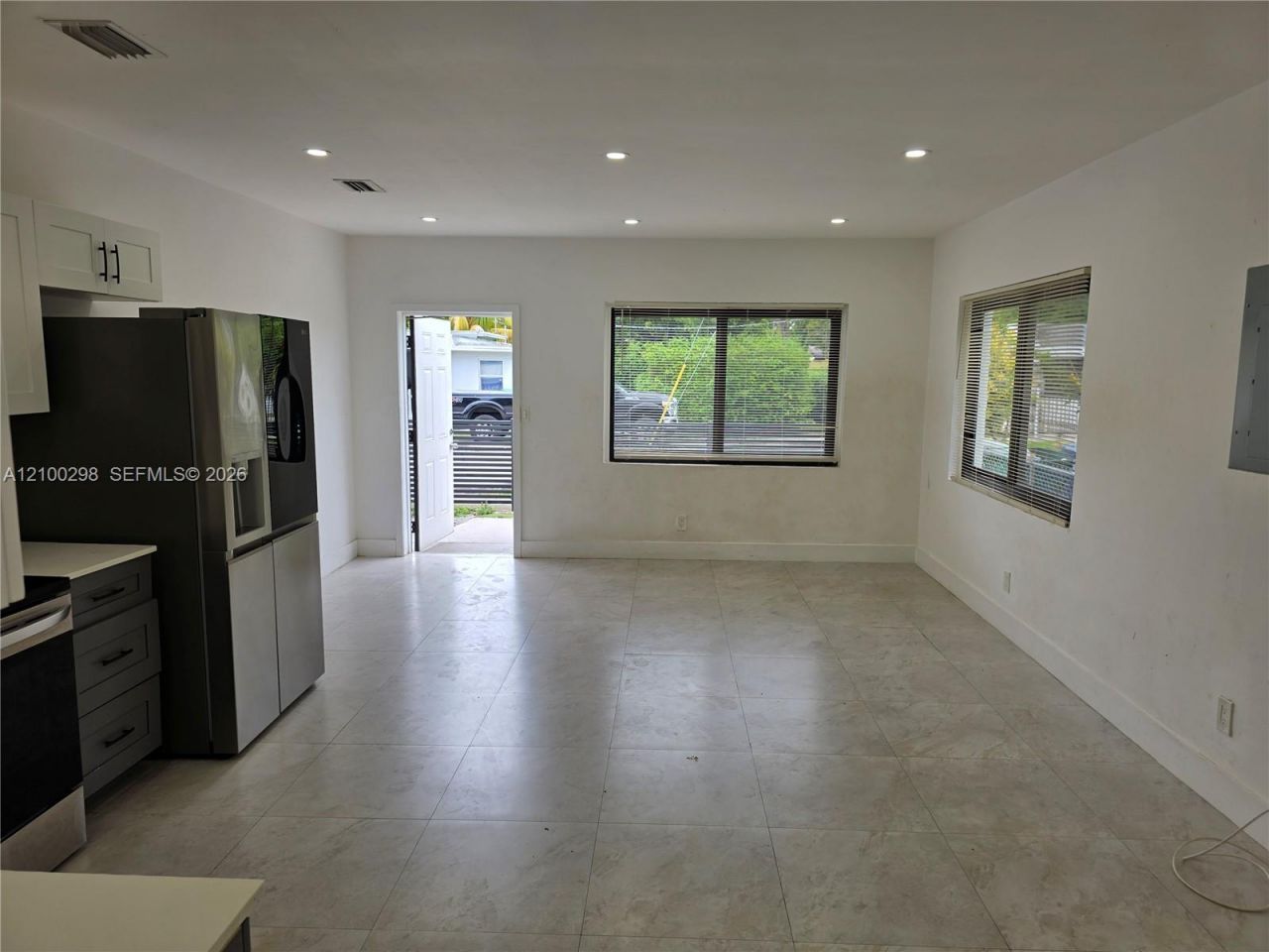 1102 NW 103rd St , Miami, FL 33150 Photo