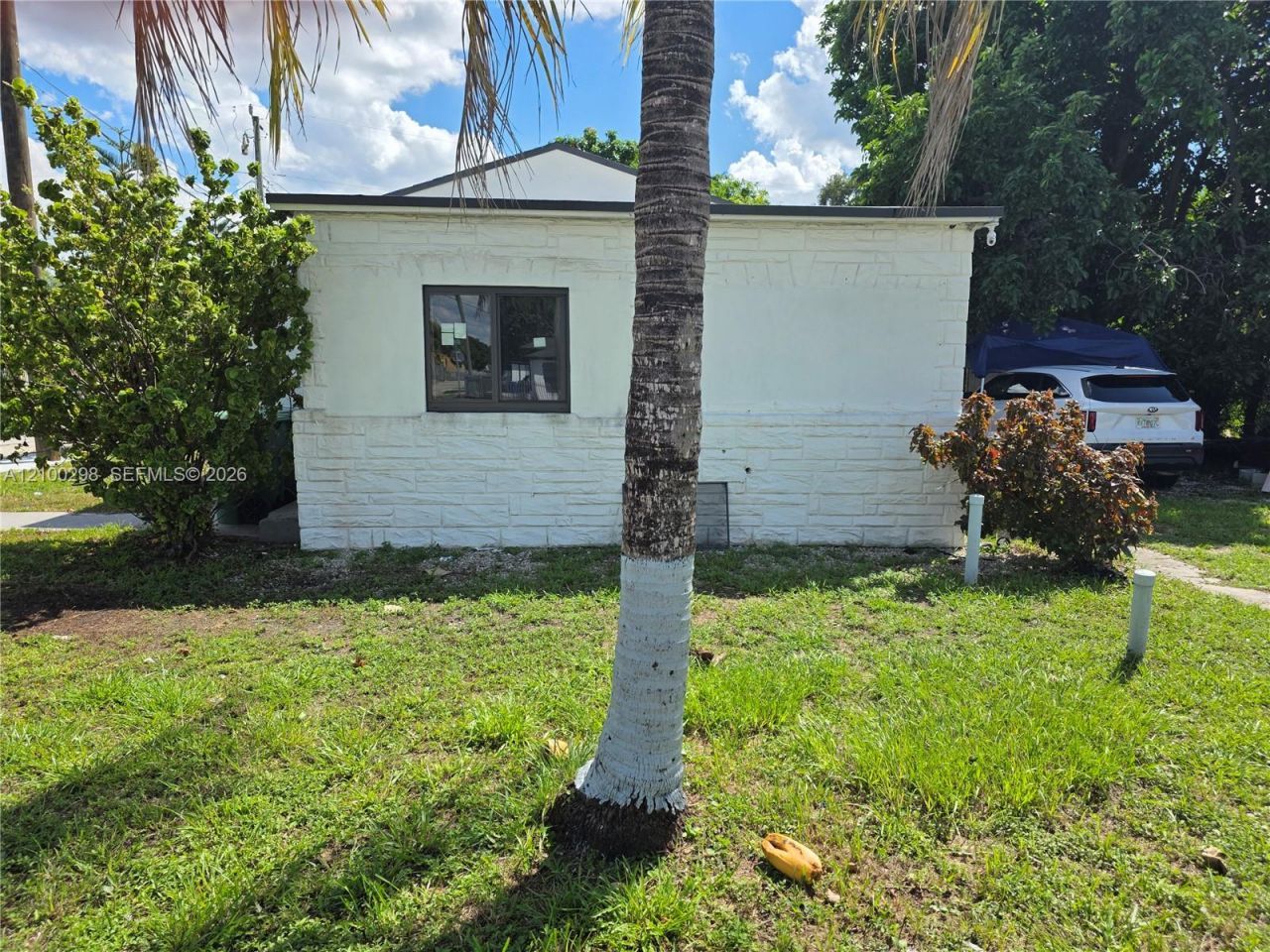 1102 NW 103rd St , Miami, FL 33150 Photo