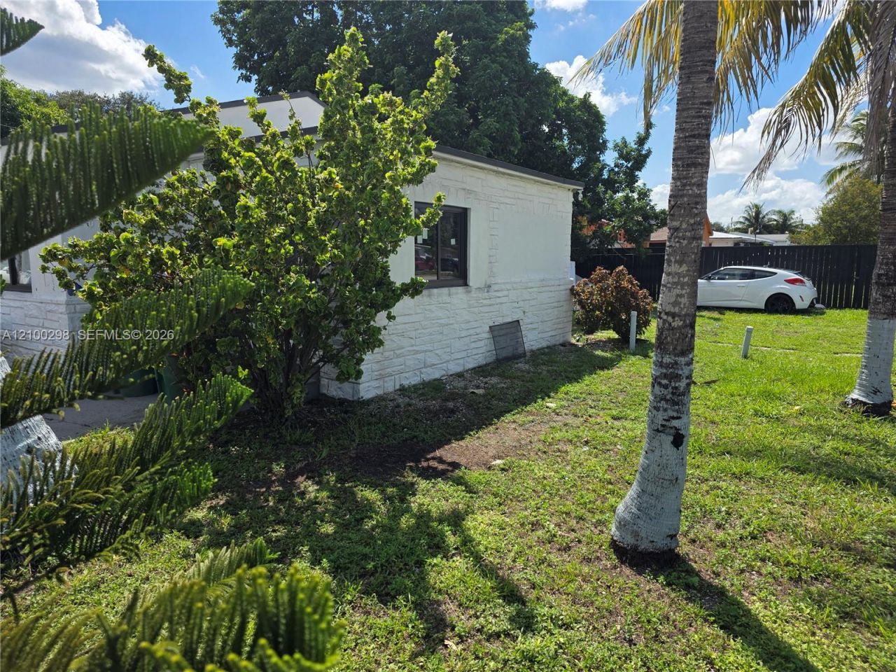 1102 NW 103rd St , Miami, FL 33150 Photo